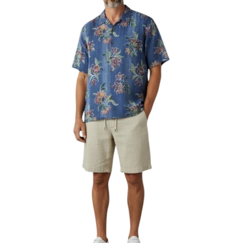 TOMMY BAHAMA Silk Floral Shirt Mens M Blue Short Sleeve Coastal Hawaiian Beach